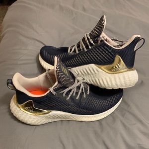 Adidas Alphaboost sneakers